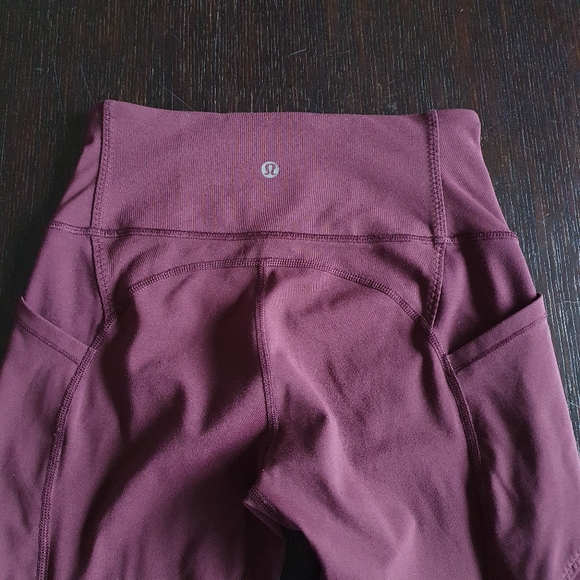 Lululemon All the right places ATRP crop - Picture 8 of 15